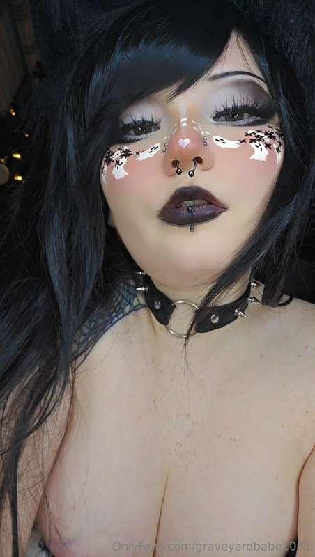 graveyardbabe1031 image #0