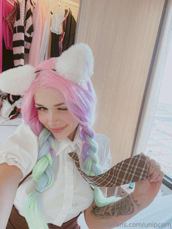 do you think i’m more cute or sexy? 😏🤎