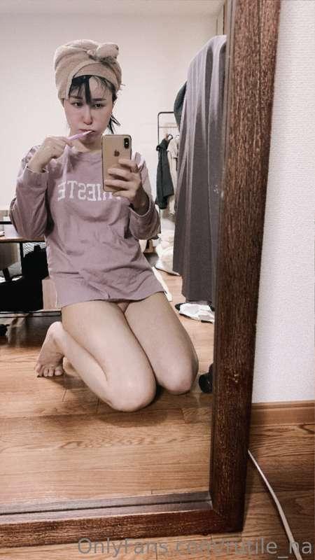 いきなり寒いですね。
みなさんも風邪ひかないよーに、気をつけてください。
私は今日毛布を薄いのだしました。
朝寒くておき..