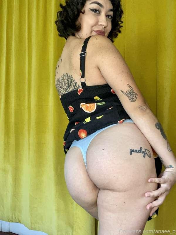 Booty drop 🍑 
I was pretty lit in the last two haha 🤪
Apprec..