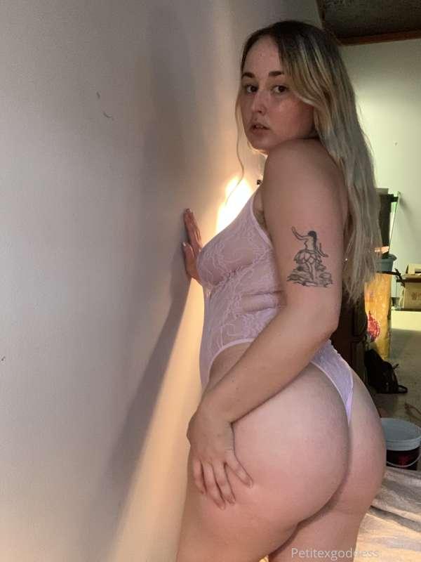Do u like my lingerie? 🥺👉👈