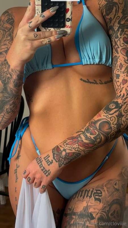 How do I look in blue?? Do you have a favorite color you wan..