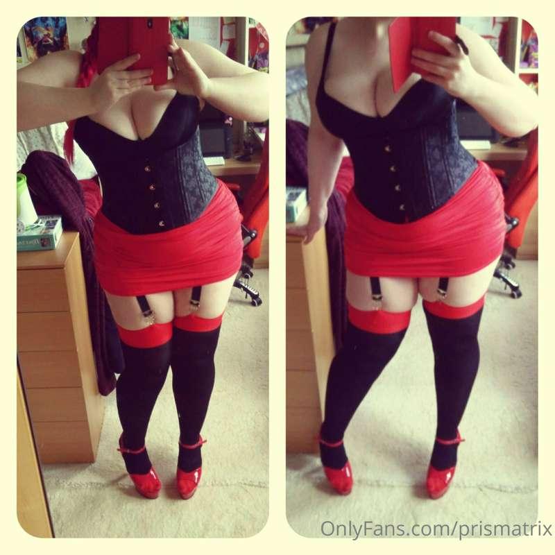 I love stockings! These ones with a cuban hem are particular..