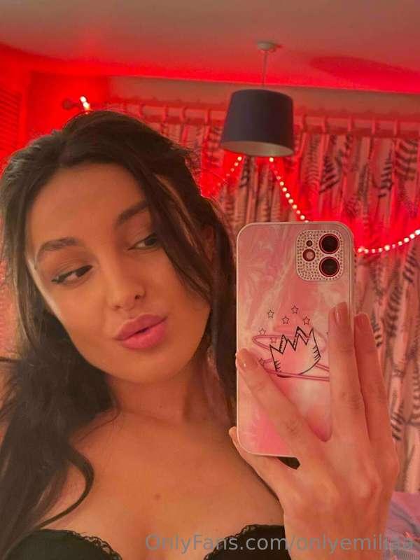 How was your night? I was in your wet dreams? 🤭😈