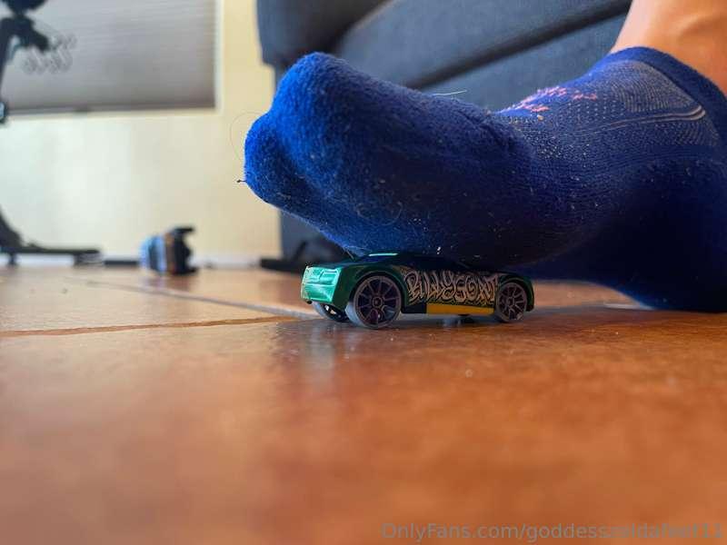 goddesszeldafeet11 image #1