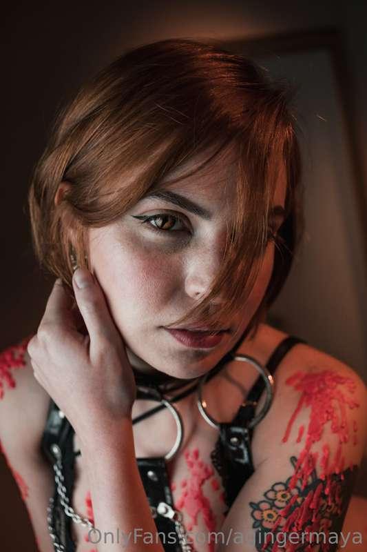 Kinda a bdsm girl