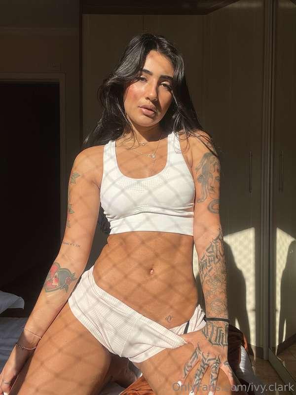 What do you think about gym outfit on me? 🥰