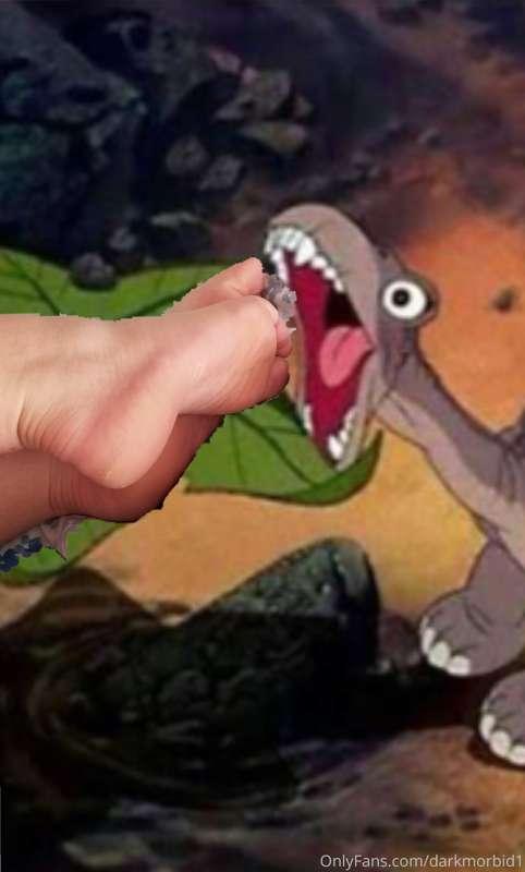Even dinosaurs love my foot meat 😂. Resist no longer and kee..
