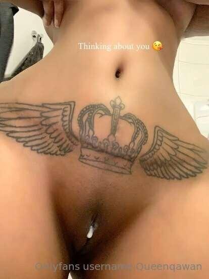 Pull your big hard cock out 💪🏻 and let me jack it off for yo..