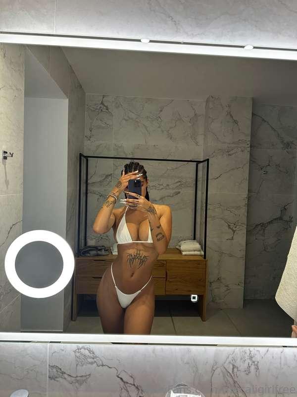 Wanna see something spicier?🌶️ DM me on my main page!  https..