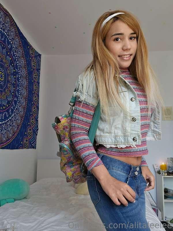 alitaleelee image #0