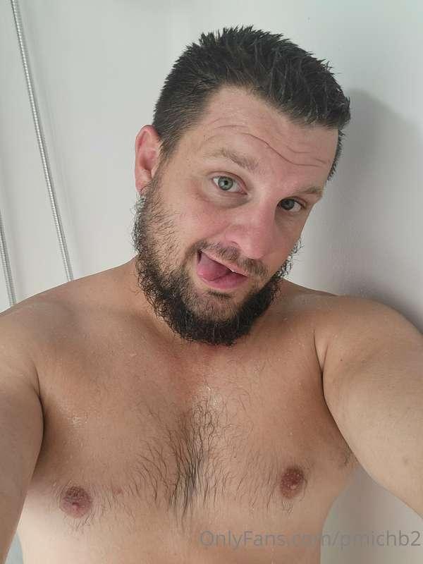 Hope everyone is having a great week!! Happy hump day!!! Go ..