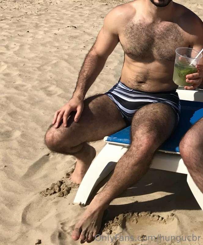 Summer is here, give me beach recommendations, please! you m..