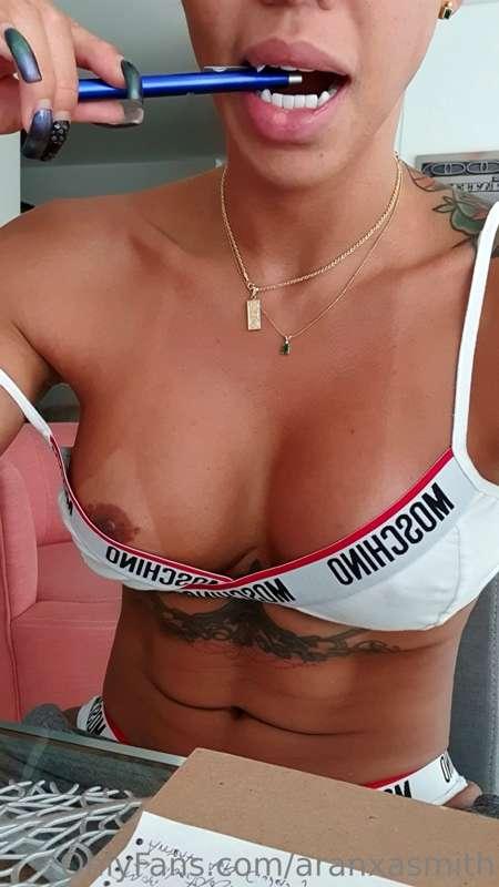 Im in a middle of online class and teacher is so sexy should..