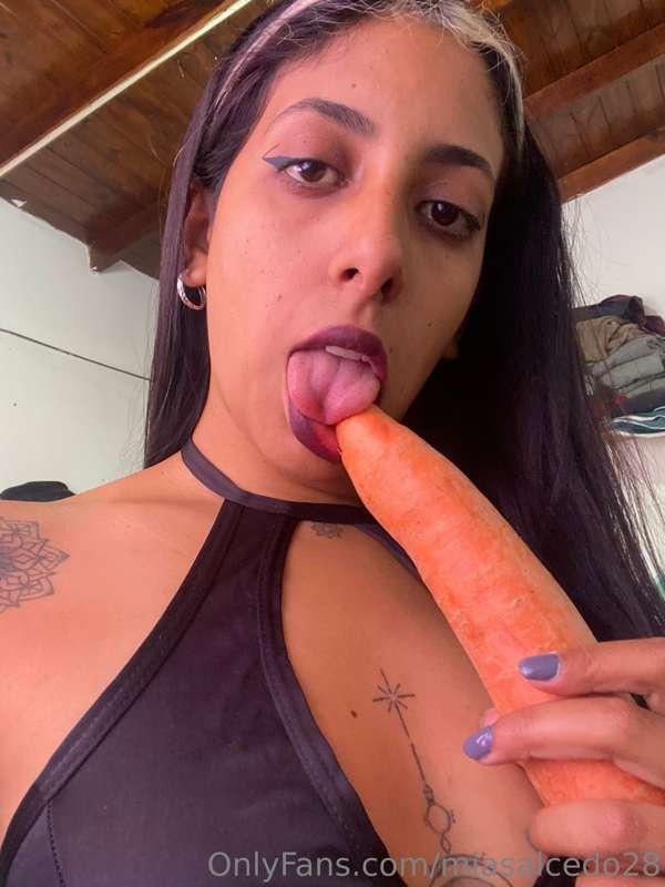 and with that zahanoria what do I do? 🥵