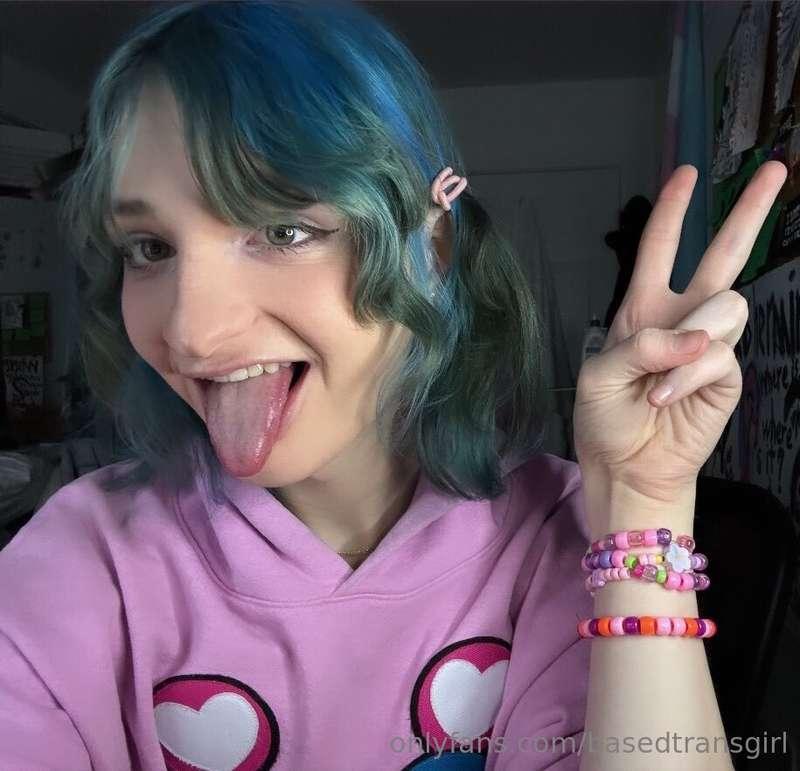 PULL MY PIGTAILS WHILE U FUCK ME
making a vid like that soon..