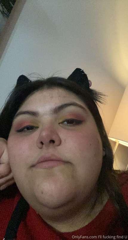 Cat eared Gf here. I’m bored. Come play with me, or I’ll bit..