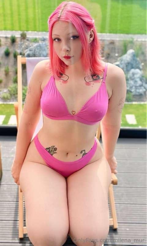 This sexy 18 yo slut @luna_sotmoon is known for making fans ..