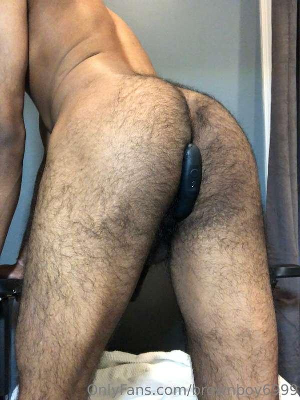 What should post more of ass or dick