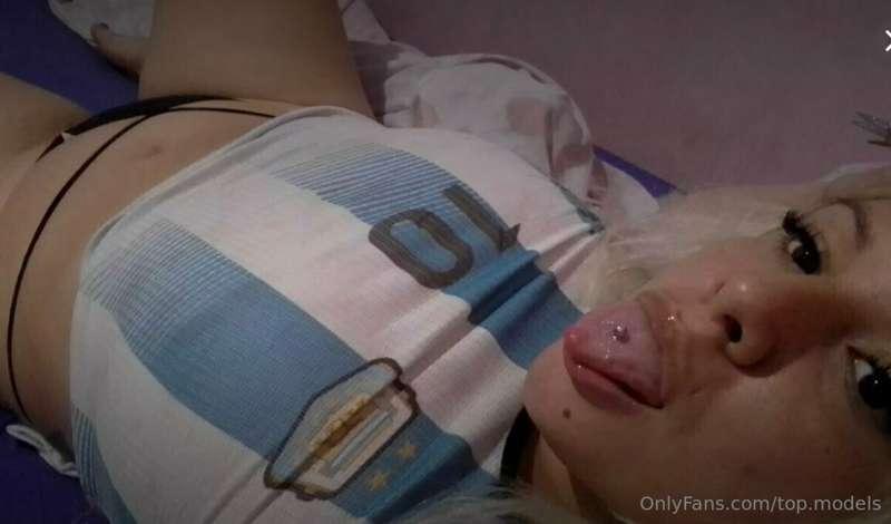 @bebota723
𝙛𝙧𝙚𝙚 𝙨𝙪𝙗𝙨𝙘𝙧𝙞𝙗𝙨𝙞𝙤𝙣 🤍 Latina with thick ass and leg..