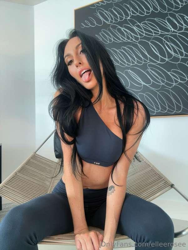 Bored in the house 🤪