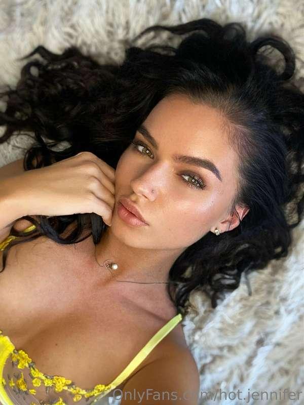 cute or hot? 💋🔥