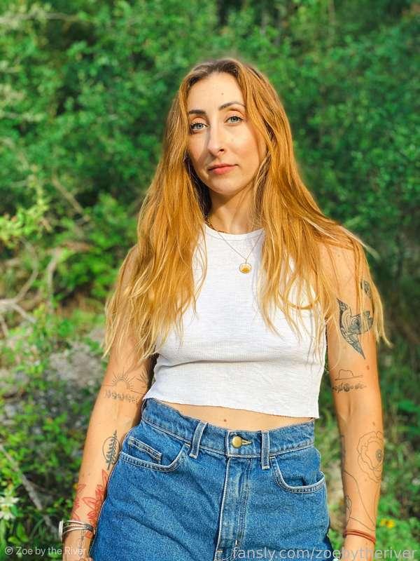 This is how a weekend outside makes me feel ☀️☀️☀️ Hope y'all got some fresh air too! 🌻
