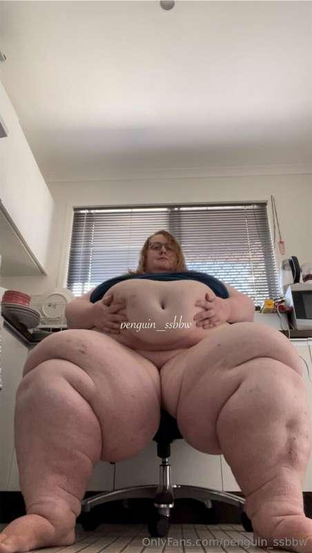 penguin_ssbbw image #6