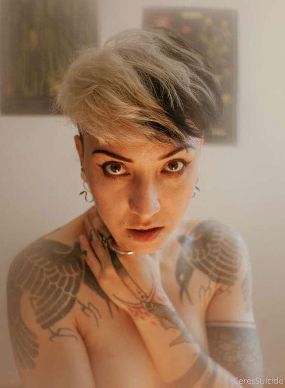 ✤ BISEXUAL TATTOOED GOTH  ✤ ON SALE $5 💫
‧₊˚✧  https://onlyf..