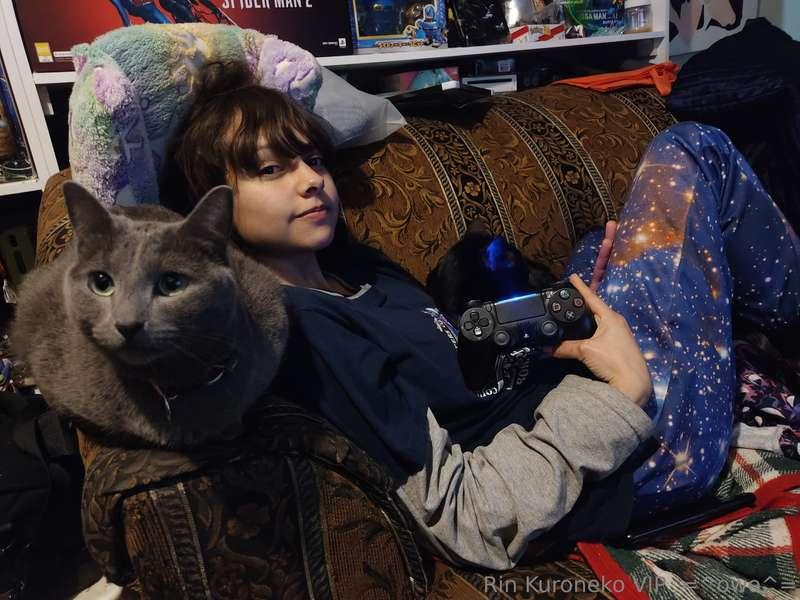 que videojuego andan jugando ahora :B? saquen chismes que me..