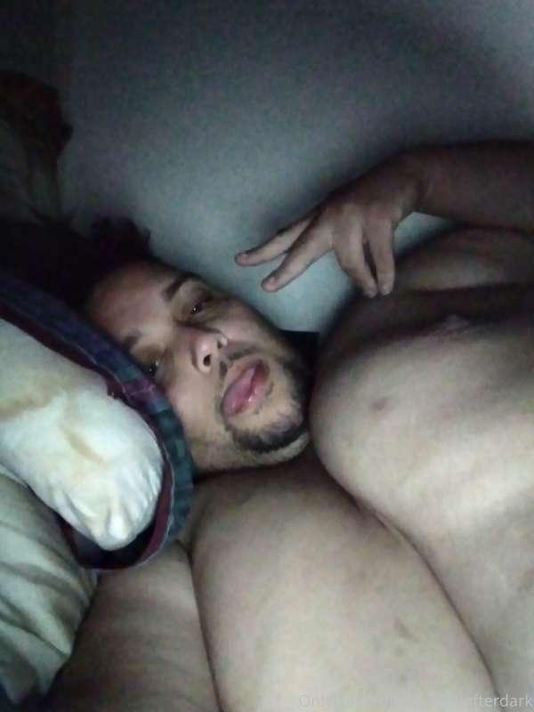 Good night I'm be dreaming of all the future cum shots on my..
