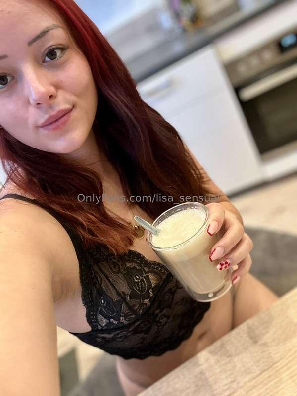 Guten Morgen mein Süßer 💋 
Lust mit mir Deinen Kaffee zu tri..