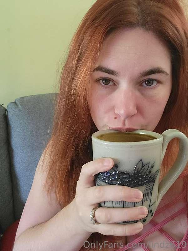 Coffee is necessary 🥰💋

Have an amazing Friday, loves!