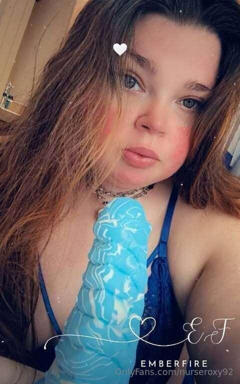 Her bigg booty and tight juicy pussy won't disappoint! @embe..