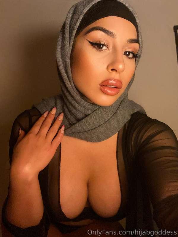 hijabgoddess image #1