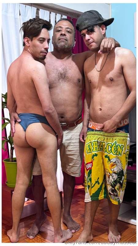 👌🧑🏻👱🏻🐻