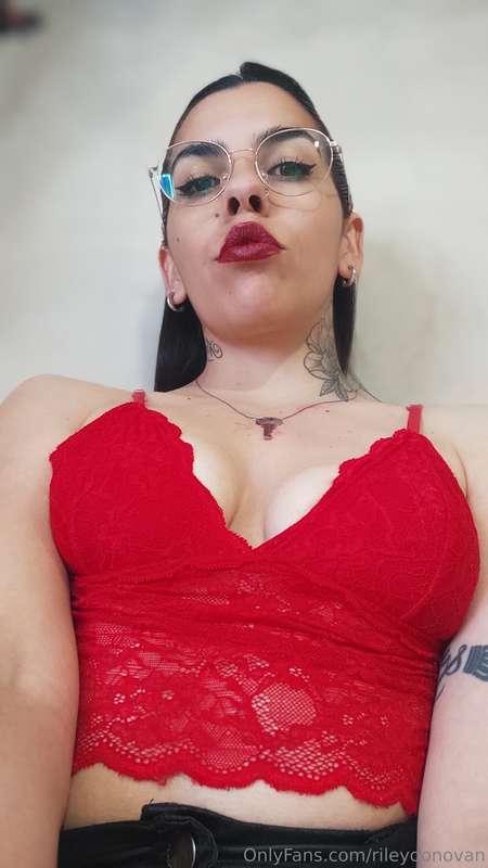 ## You get weak every time you look at me 👠⛓️