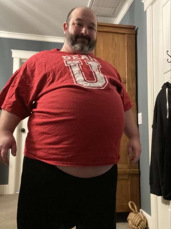 Belly Hanging from the 4xl