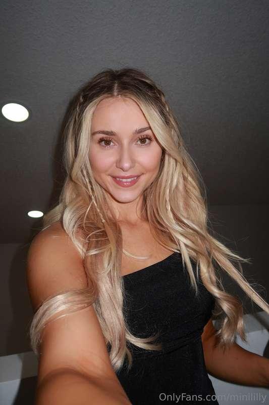 selfie time 🥰💕