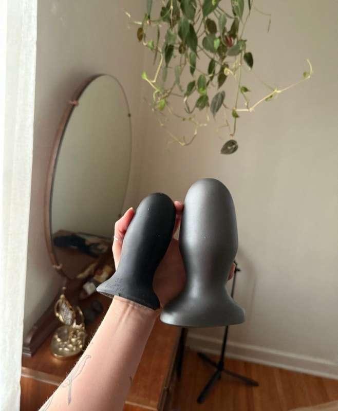 it was time to size up :)) do you think it’ll fit? i’m so excited to try !!!

#buttplug #plug #toys #toy