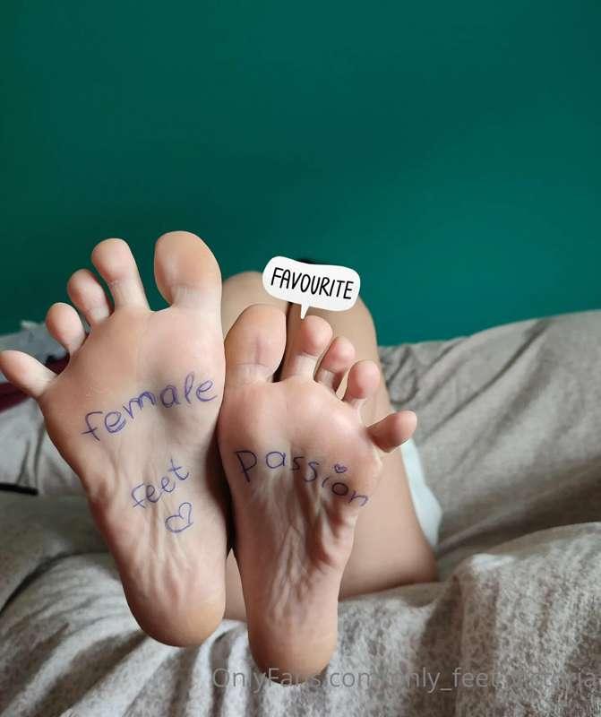 Sth for Twitter 👣