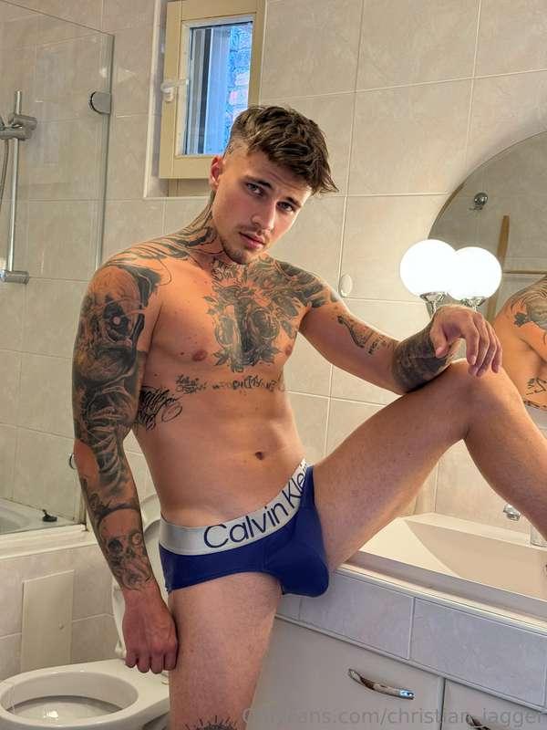My ideal evening is when I can fuck you 😈