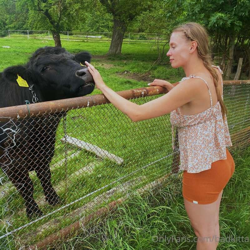 My dear friend ❤️ 
🐂 & ♉️

My ass is getting bigger fast 🍑😝 ..
