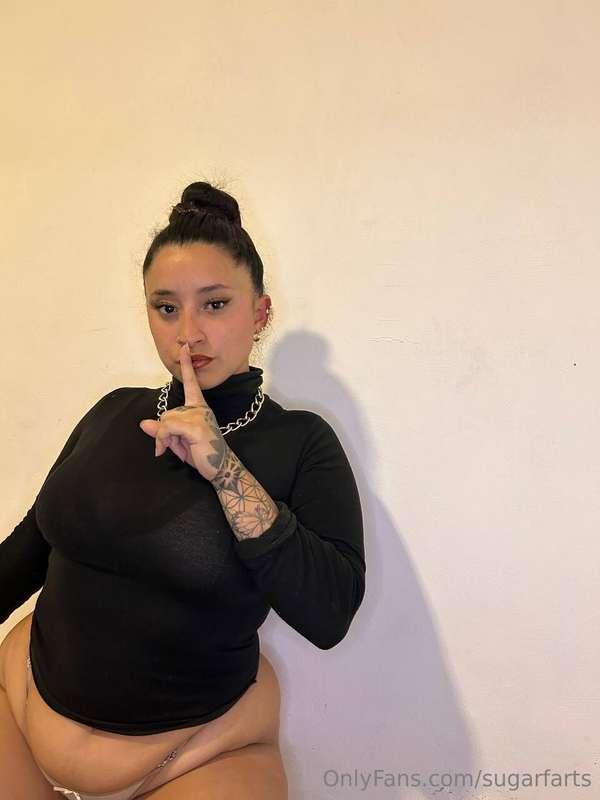 Shh and slide to the side 🤫