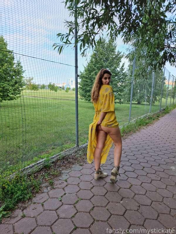 Some more sexy public flashing for you, guys 💋

#fyp #sexy #hot #flashing #public #ass #butt #nipslip #bigass #bigbutt #booty #bigbooty #dress #outdoors #street 