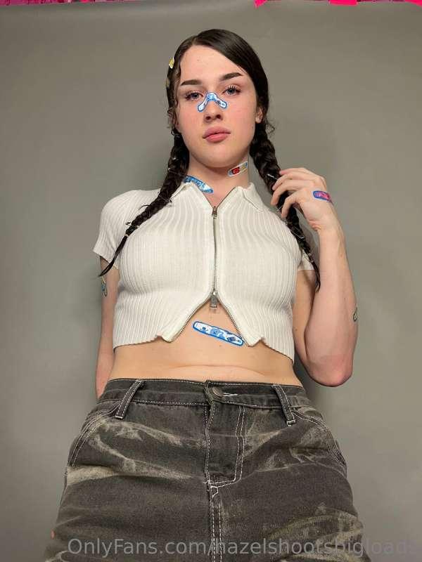 hazelshootsbigloads image #0