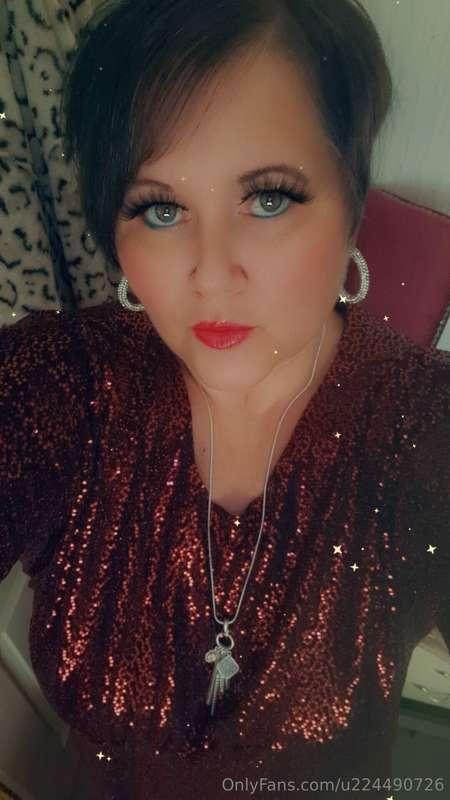 Need to get my sparkle on, it's nearly Christmas xx