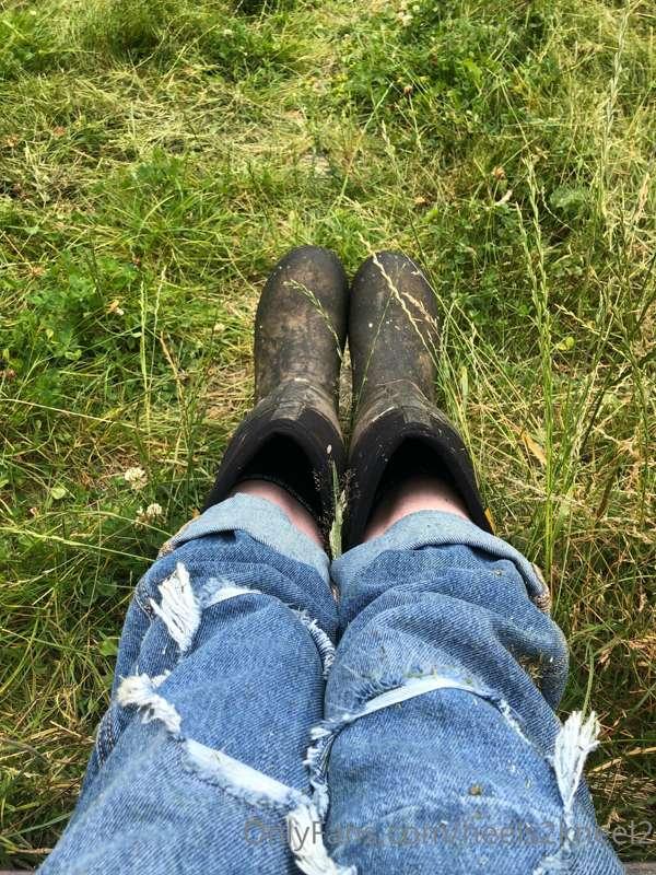 Farm time: dirty, sweaty, hot, wool blend socks inside my li..