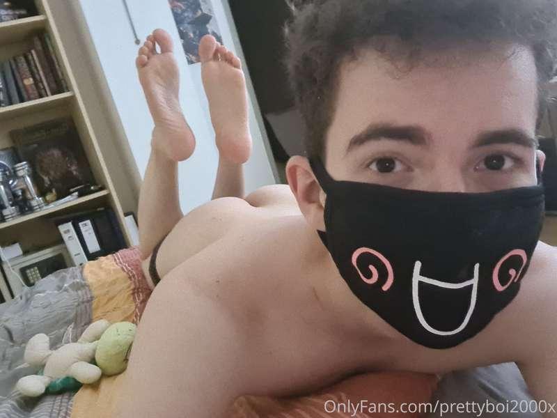 prettyboi2000x image #2
