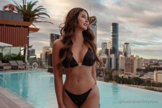 Tiny Lina, 22, Sydney 💟Bratty Princess | Petite@tinyxlina fo..